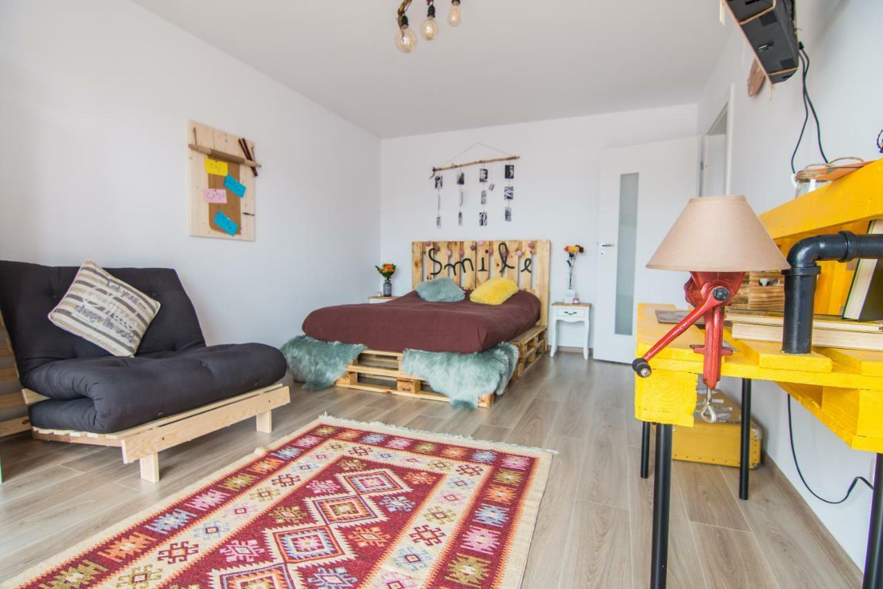 Apartamento The Artist'S Corner Braşov Exterior foto